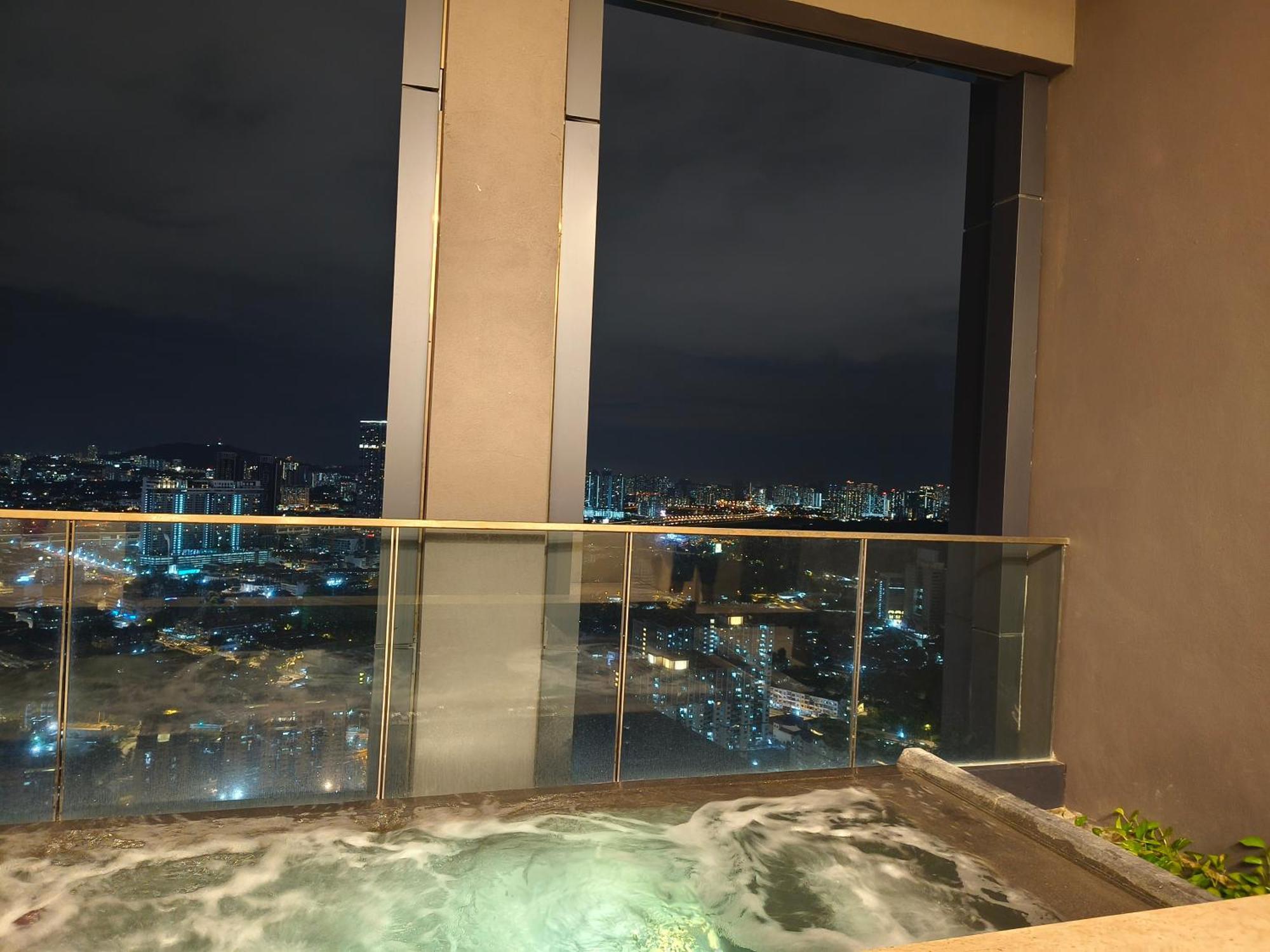 Lucentia Bukit Bintang By Times Square Kuala Lumpur