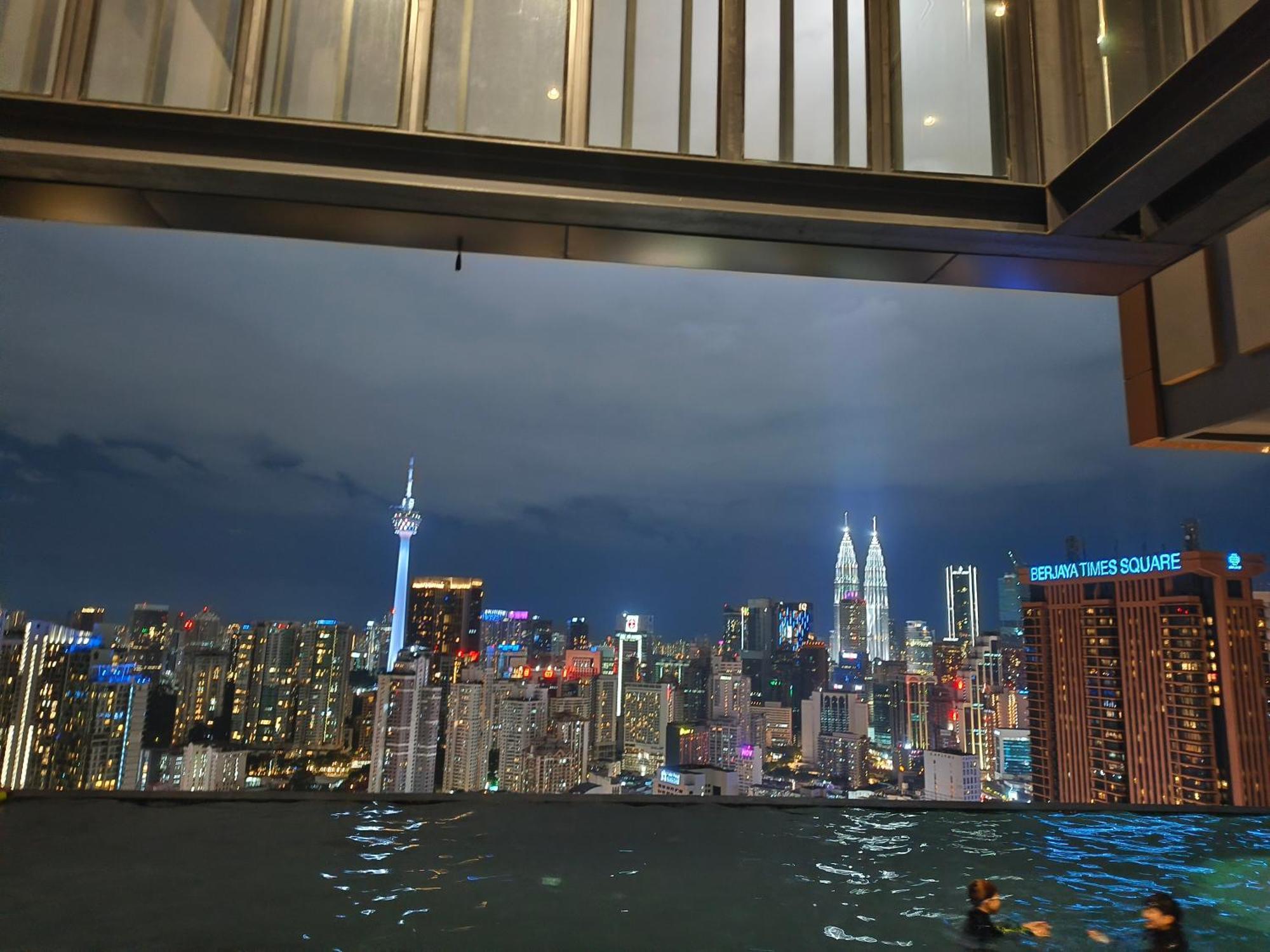 Lucentia Bukit Bintang By Times Square Apartemen *