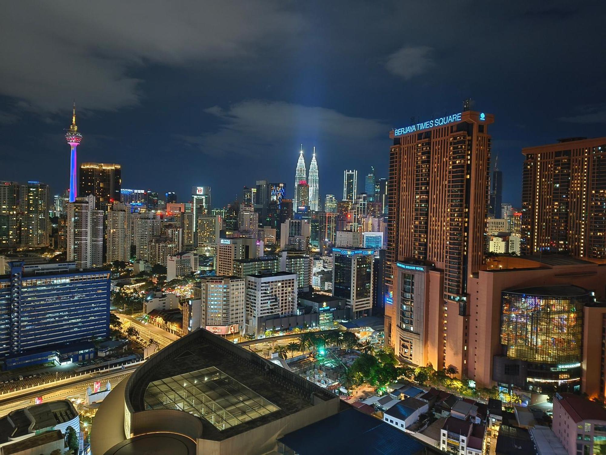 Lucentia Bukit Bintang By Times Square Apartemen Kuala Lumpur