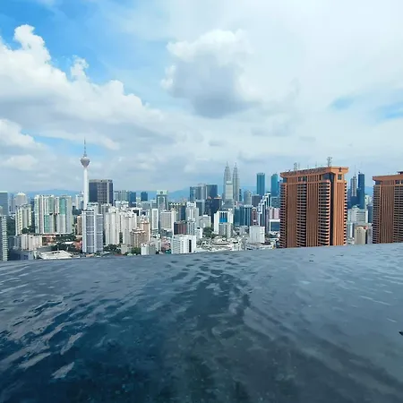 Lucentia Suites Bukit Bintang By Times Square Kuala Lumpur Bagian luar foto